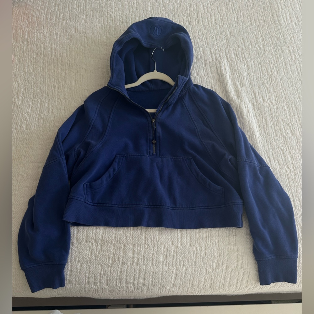 Blue Lululemon Scuba Half-Zip Hoodie. Size M/L